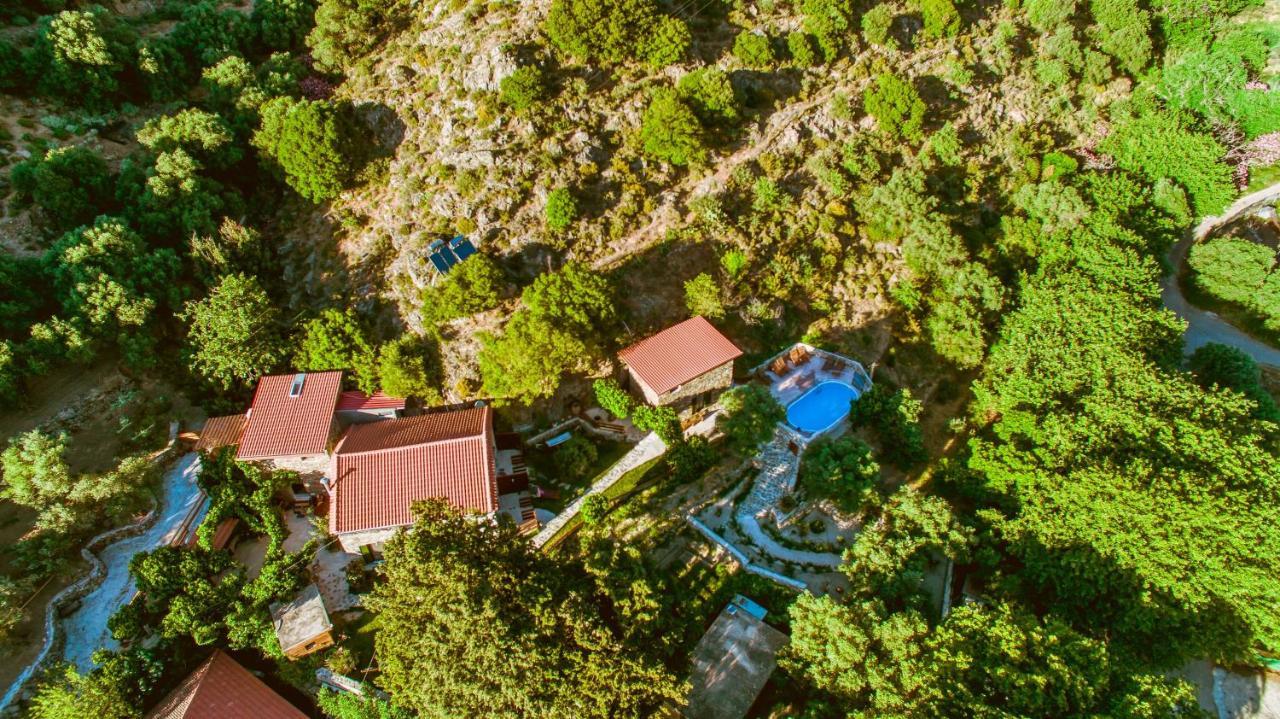 Traditional Apartments Elafos เอลาโฟนีซี ภายนอก รูปภาพ